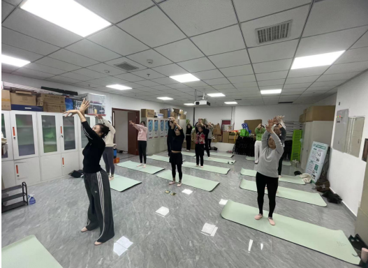 北京市通州区保利绿地社区工作站开设“美好人生”舞韵瑜伽系列课程培训