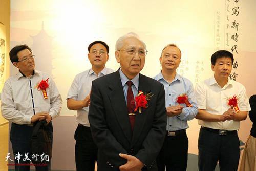 洪启义大师的书法故事