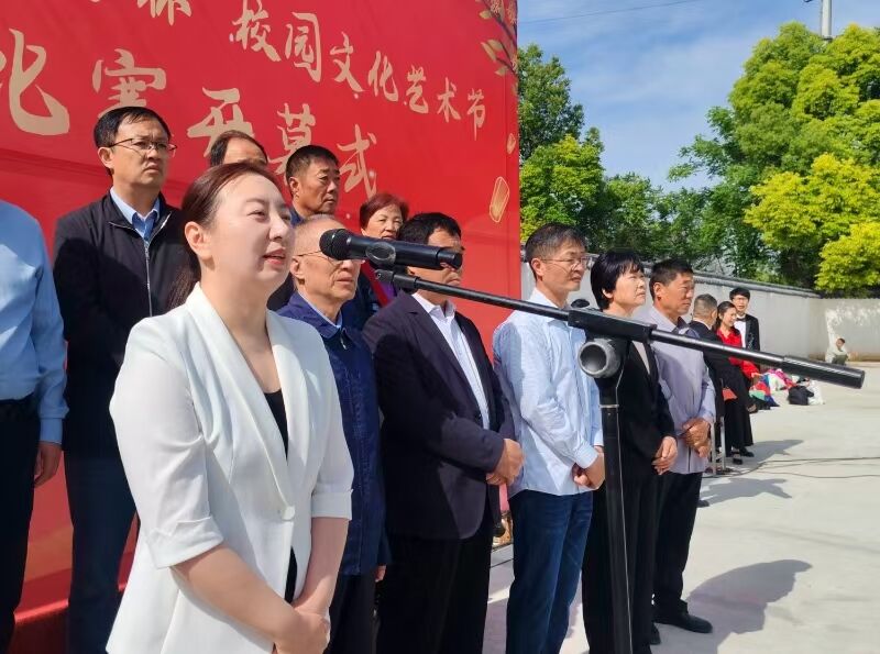 安徽省太和县老年大学2025年校园文化艺术节暨“千人唱校歌”比赛盛大启幕