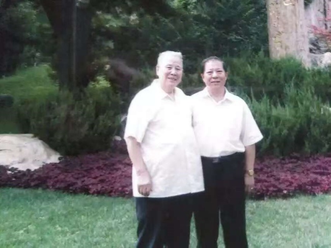 张文荣:从医 50 余年,以精湛医术和高尚医德捍卫中医尊严(图12) 张文荣:从医 50 余年,以精湛医术和高尚医德捍卫中医尊严(图12)