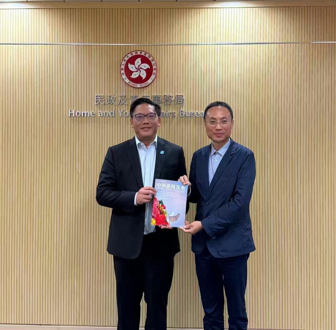 共工新闻社顾问黄光宇向香港民政及青年事务